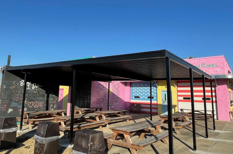 metal canopy with posts